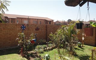 2 Bedroom House in Tasbet Park