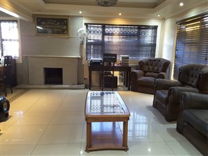 5 Bed House in Lotus River