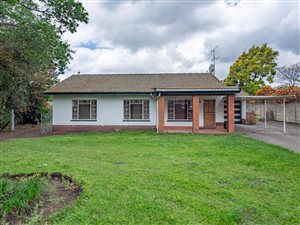 3 Bedroom House in Manors