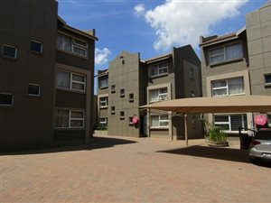 2 Bed Apartment in Westdene