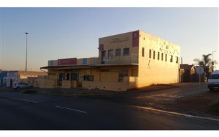 350 m² Commercial space in Soweto Central
