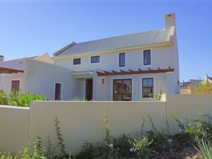 3 Bedroom House in Graanendal