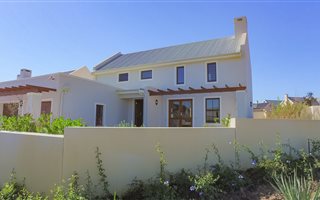 3 Bedroom House in Graanendal