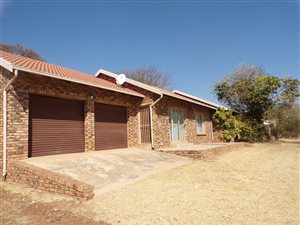 1.1 ha Farm in Derdepoort
