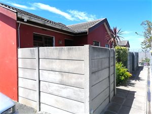 2 Bed Apartment in Lotus River