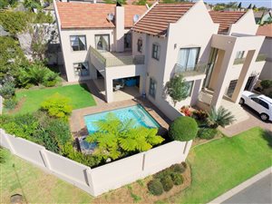 4 Bed House in Fourways