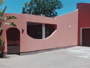 3 Bed House in Upington