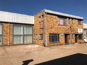 191 m² Industrial space in Stormill