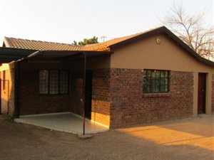 4 Bedroom House in Claremont