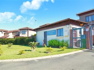 3 Bed Townhouse in Meerensee
