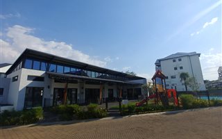 3 Bedroom Apartment in Petervale