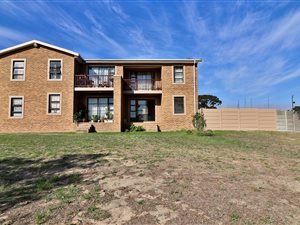 2 Bed Apartment in Sonstraal Heights