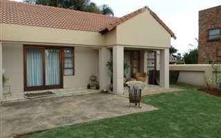 3 Bedroom House in Glen Marais
