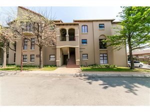 2 Bed Apartment in Dainfern