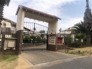 3 Bed Apartment in Bruma