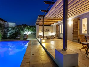3 Bed House in Bishopscourt Village