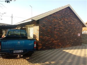 2 Bedroom House in Daveyton