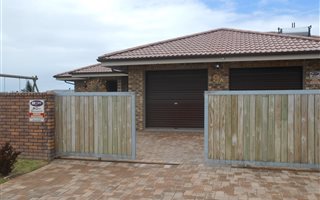 3 Bedroom Duet in Reebok