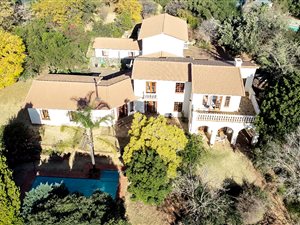 5 Bed House in Beaulieu
