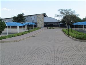 2400 m² Industrial space in Rosslyn