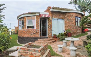 5 Bedroom House in Glen Gariff