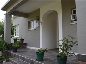3 Bed House in Queenstown Central