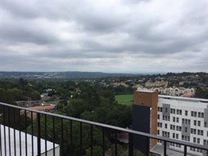 3 Bed Duplex in Benmore Gardens