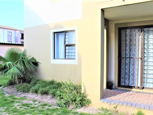 2 Bed Apartment in Strand Central