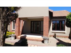 3 Bed Simplex in Eco Park