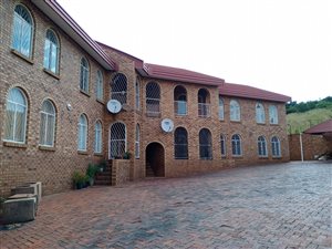 12 Bed House in Laudium