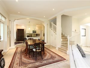 3 Bed Townhouse in Higgovale