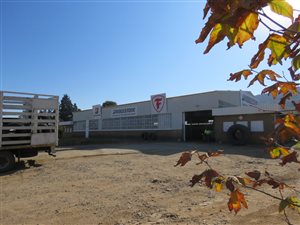 1035 m² Commercial space in Harrismith