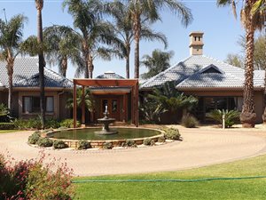 3.5 ha Farm in Zwavelpoort
