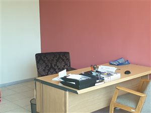 Office space in Clubview