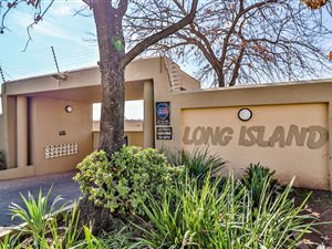 2 Bed Apartment in Ferndale