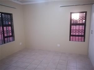 0.5 Bed Garden Cottage in The Reeds