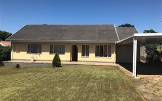 3 Bedroom House in Bisley Heights