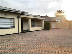 13 Bed House in Kempton Park Central