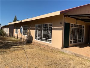 3 Bed House in Dealesville
