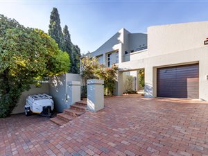 4 Bed House in Dowerglen