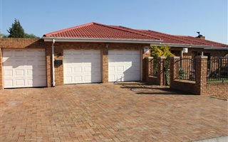 4 Bedroom House in Rouxville