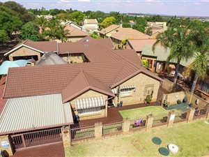 3 Bedroom House in Eldoraigne