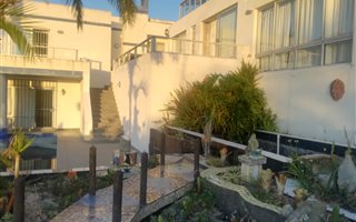 1 Bedroom Flat in Plattekloof