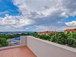 1 Bed Apartment in Constantia Kloof