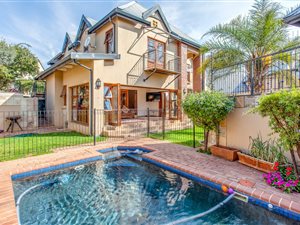 4 Bed Cluster in North Riding AH