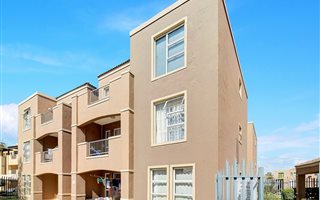 2 Bedroom Townhouse in Jansen Park