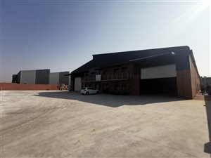 2000 m² Industrial space in Faerie Glen