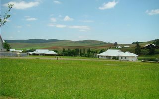 939 m² Land available in Underberg