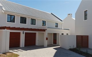 3 Bedroom Townhouse in Graanendal