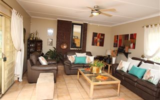 3 Bedroom House in Highway Gardens